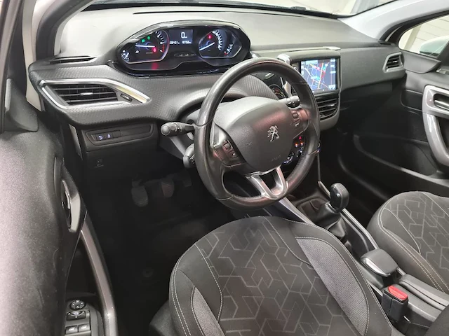 Peugeot 2008 1.2 puretech active, nz-741-p - afbeelding 16 van  18