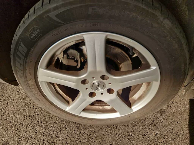 Peugeot 2008 1.2 puretech active,k-766-nh - afbeelding 8 van  19