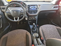 Peugeot 2008 1.2 puretech active,k-766-nh - afbeelding 17 van  19