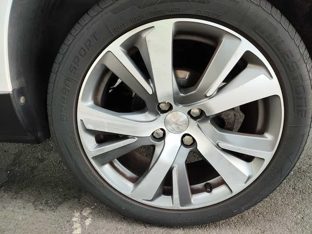 Peugeot 2008 1.2 puretech allure , ; gh-929-b - afbeelding 5 van  15