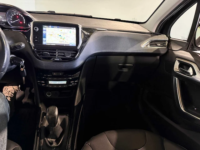 Peugeot 2008 1.2 puretech allure, nz-036-g - afbeelding 2 van  12