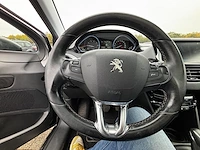 Peugeot 2008 1.2 puretech allure s&s 110 at, 2018 - afbeelding 6 van  27