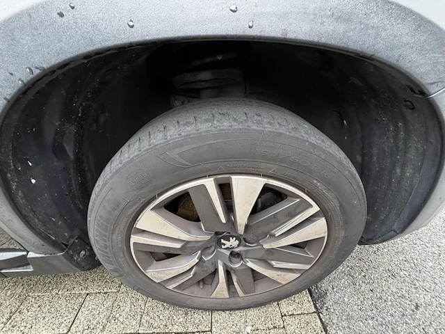 Peugeot 2008 1.2 puretech allure s&s 110 at, 2018 - afbeelding 16 van  27