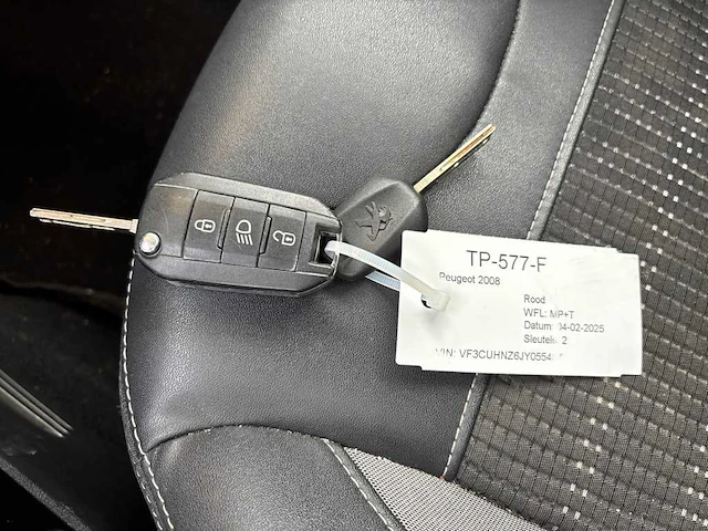 Peugeot 2008 1.2 puretech allure; tp-577-f - afbeelding 8 van  21