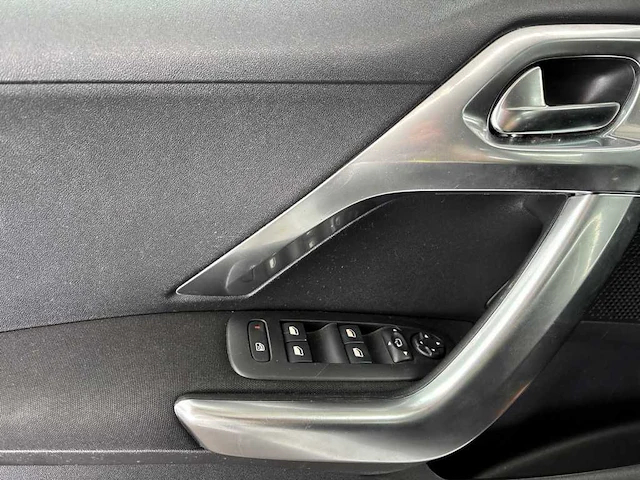 Peugeot 2008 1.2 puretech allure , zg-666-p - afbeelding 3 van  17