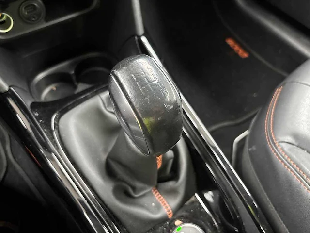 Peugeot 2008 1.2 puretech allure , zg-666-p - afbeelding 4 van  17