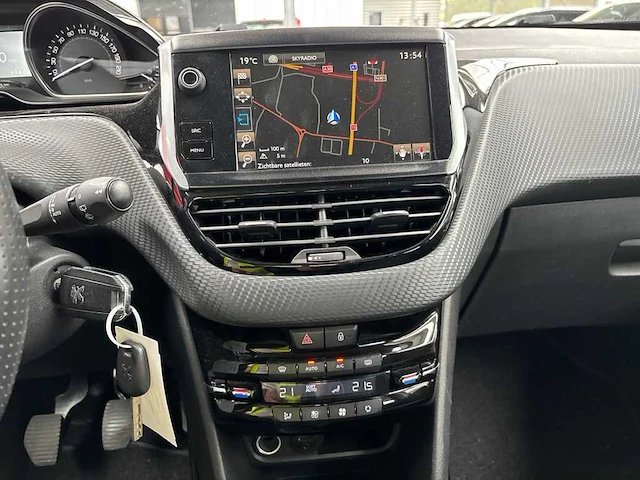 Peugeot 2008 1.2 puretech allure , zg-666-p - afbeelding 17 van  17