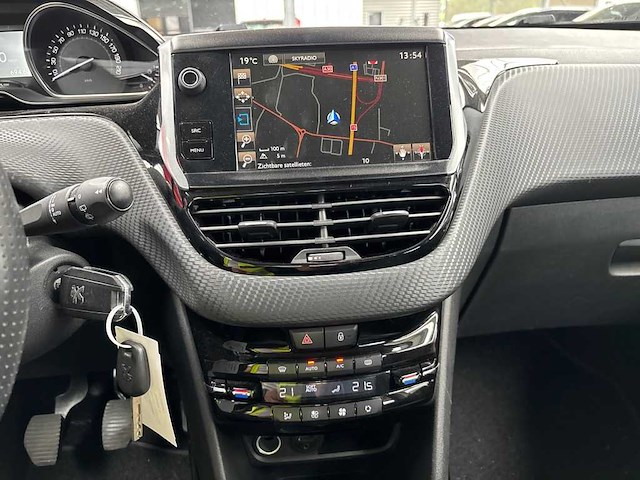 Peugeot 2008 1.2 puretech allure , zg-666-p - afbeelding 17 van  17
