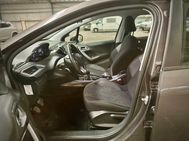 Peugeot 2008 1.2 puretech blue lion; nt-031-k - afbeelding 10 van  14