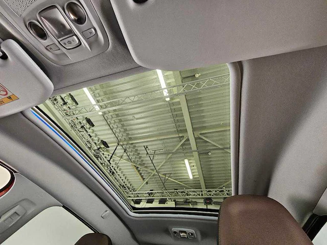 Peugeot 2008 1.2 puretech féline, ; ht-670-f - afbeelding 6 van  19