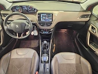 Peugeot 2008 1.2 puretech féline, ; ht-670-f - afbeelding 19 van  19