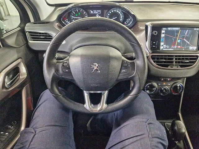 Peugeot 2008 1.2 puretech style , ; jb-423-d - afbeelding 18 van  19
