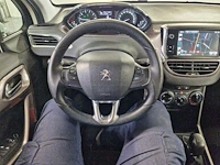 Peugeot 2008 1.2 puretech style , ; jb-423-d - afbeelding 18 van  19
