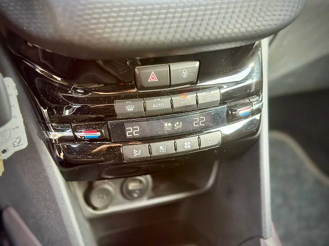 Peugeot 2008 1.2 puretech style , sb-737-v - afbeelding 3 van  16