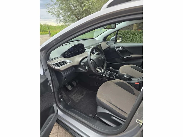 Peugeot 2008 1.2 vti active , 8-kzt-45 - afbeelding 13 van  17