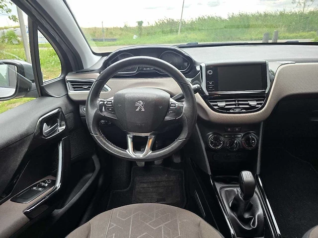 Peugeot 2008 1.2 vti active , 8-kzt-45 - afbeelding 15 van  17