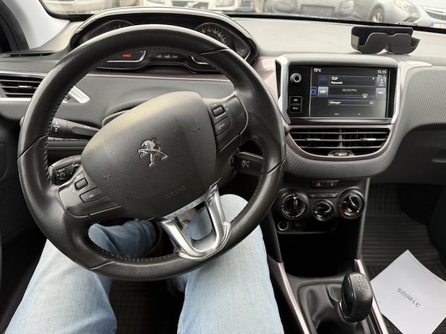 Peugeot 2008 1.2i puretech active, 2015 - afbeelding 3 van  31