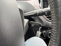 Peugeot 2008 1.2i puretech active, 2015 - afbeelding 7 van  31