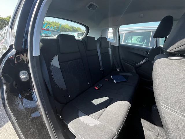 Peugeot 2008 1.6 bluehdi active 75, 2016 - afbeelding 13 van  30