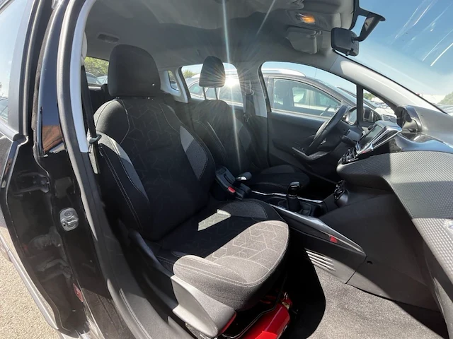 Peugeot 2008 1.6 bluehdi active 75, 2016 - afbeelding 14 van  30