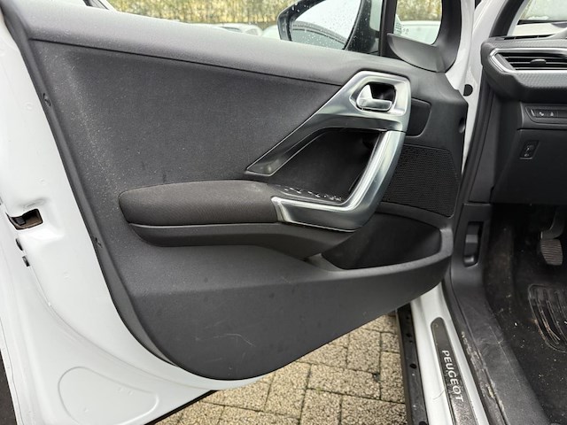 Peugeot 2008 1.6 bluehdi allure, 2017 - afbeelding 20 van  23