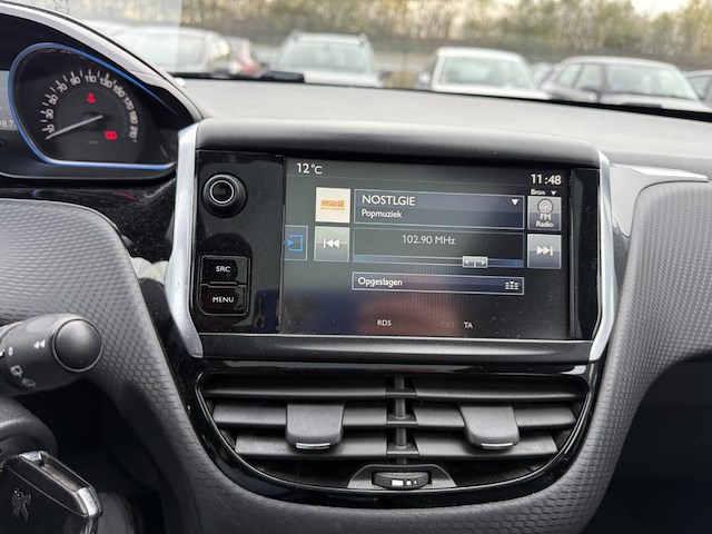 Peugeot 2008 1.6 bluehdi allure, 2017 - afbeelding 23 van  23