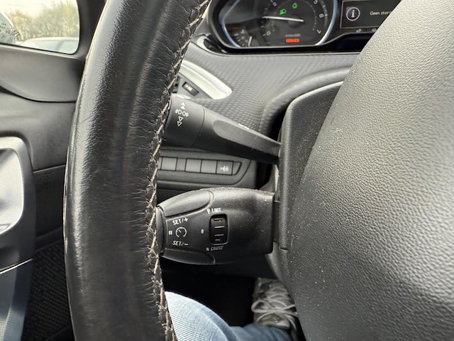 Peugeot 2008 1.6i allure, 2014 - afbeelding 7 van  26