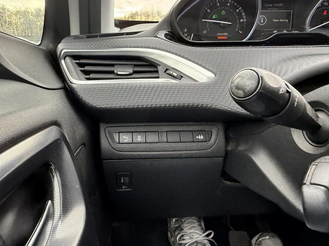 Peugeot 2008 1.6i allure, 2014 - afbeelding 9 van  26