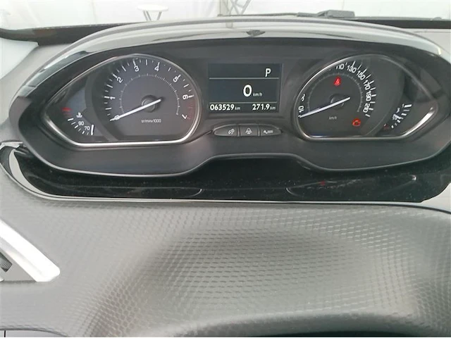 Peugeot 2008, 2017 - afbeelding 7 van  35