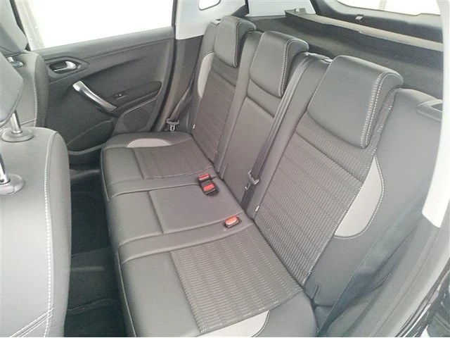Peugeot 2008, 2017 - afbeelding 18 van  35