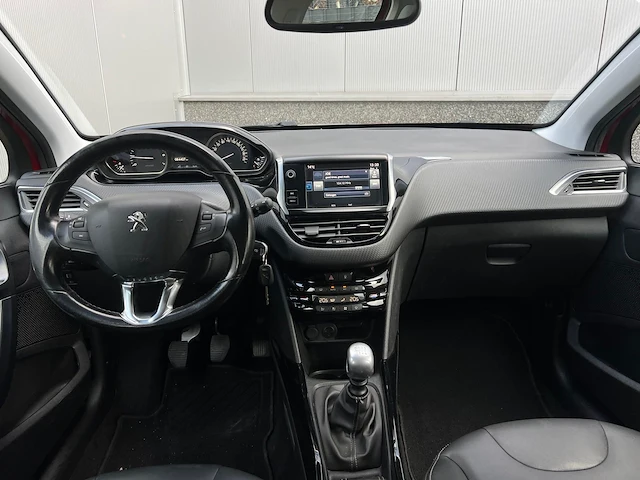 Peugeot 2008 gt-line 1.2 puretech 131pk 2016, x-887-hf - afbeelding 15 van  41