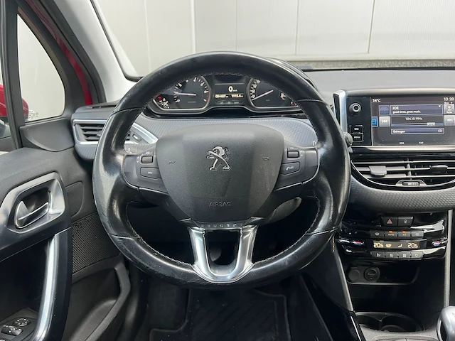 Peugeot 2008 gt-line 1.2 puretech 131pk 2016, x-887-hf - afbeelding 17 van  41