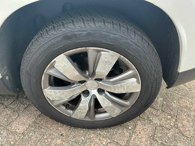 Peugeot 2008 personenauto - afbeelding 9 van  30