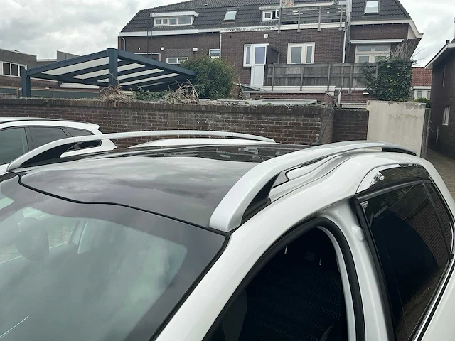 Peugeot 2008 personenauto - afbeelding 28 van  30