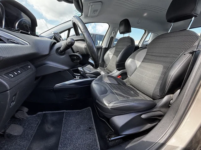 Peugeot 2008,2014 - afbeelding 35 van  37