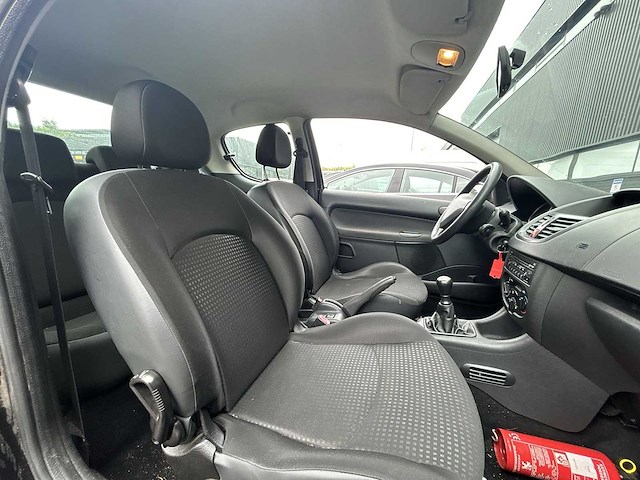 Peugeot 206 + 1.1 xr | hf-622-r - afbeelding 10 van  19