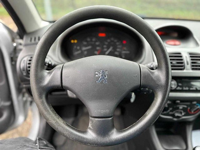Peugeot 206 1.4 one line, 21-st-fs - afbeelding 2 van  14