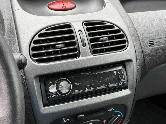 Peugeot 206 1.4 one line, 21-st-fs - afbeelding 3 van  14
