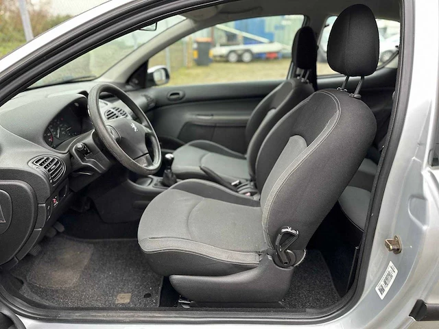 Peugeot 206 1.4 one line, 21-st-fs - afbeelding 11 van  14