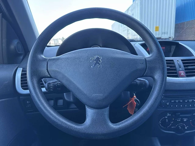 Peugeot 206 + 1.4 xs car 2010 | j-056-sf - afbeelding 4 van  23