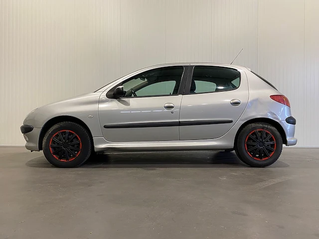 Peugeot 206 1.6-16v gentry 21-np-rv - afbeelding 1 van  17