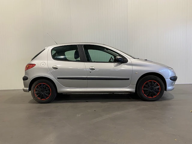 Peugeot 206 1.6-16v gentry 21-np-rv - afbeelding 13 van  17