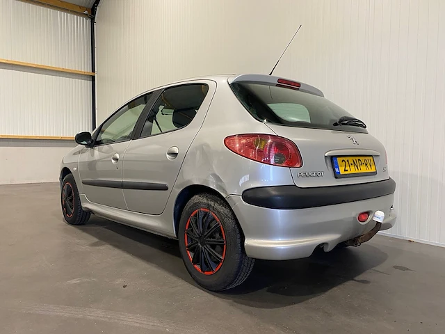 Peugeot 206 1.6-16v gentry 21-np-rv - afbeelding 15 van  17