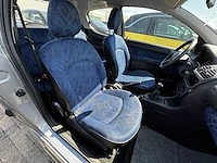 Peugeot 206, 2001 - afbeelding 8 van  30