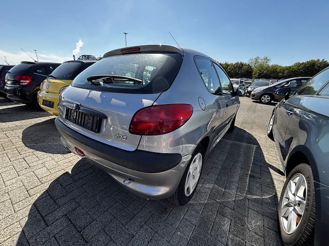 Peugeot 206, 2001 - afbeelding 23 van  30