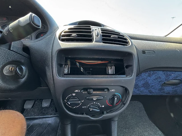 Peugeot 206, 2001 - afbeelding 29 van  30