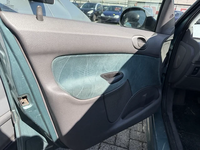 Peugeot 206, 2002 - afbeelding 27 van  29
