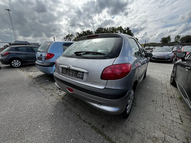 Peugeot 206, 2002 - afbeelding 25 van  30
