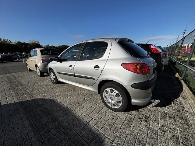 Peugeot 206, 2003 - afbeelding 25 van  28