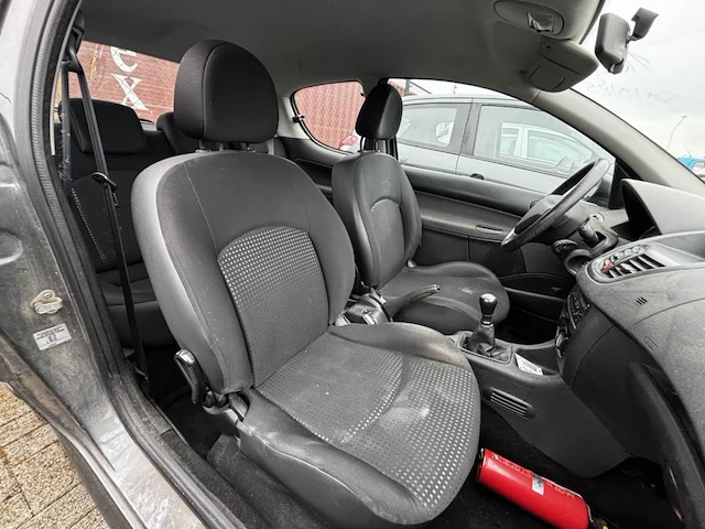 Peugeot 206, 2011 - afbeelding 13 van  29